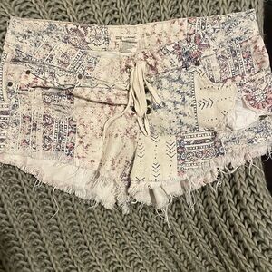 Billabong Shorts Lace up front